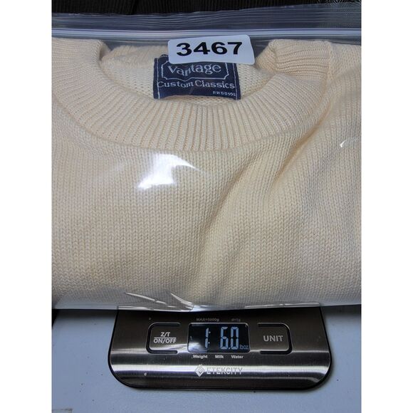 Caesars Palace Sweater - Large - Picture 9 of 9